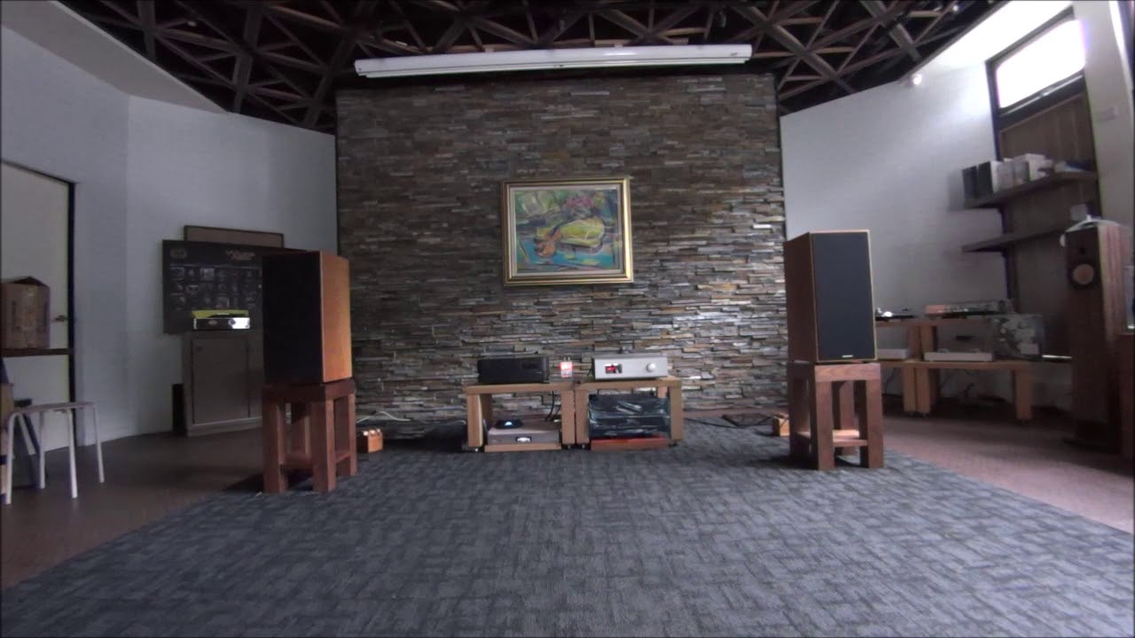 soulution 330 integrated amp