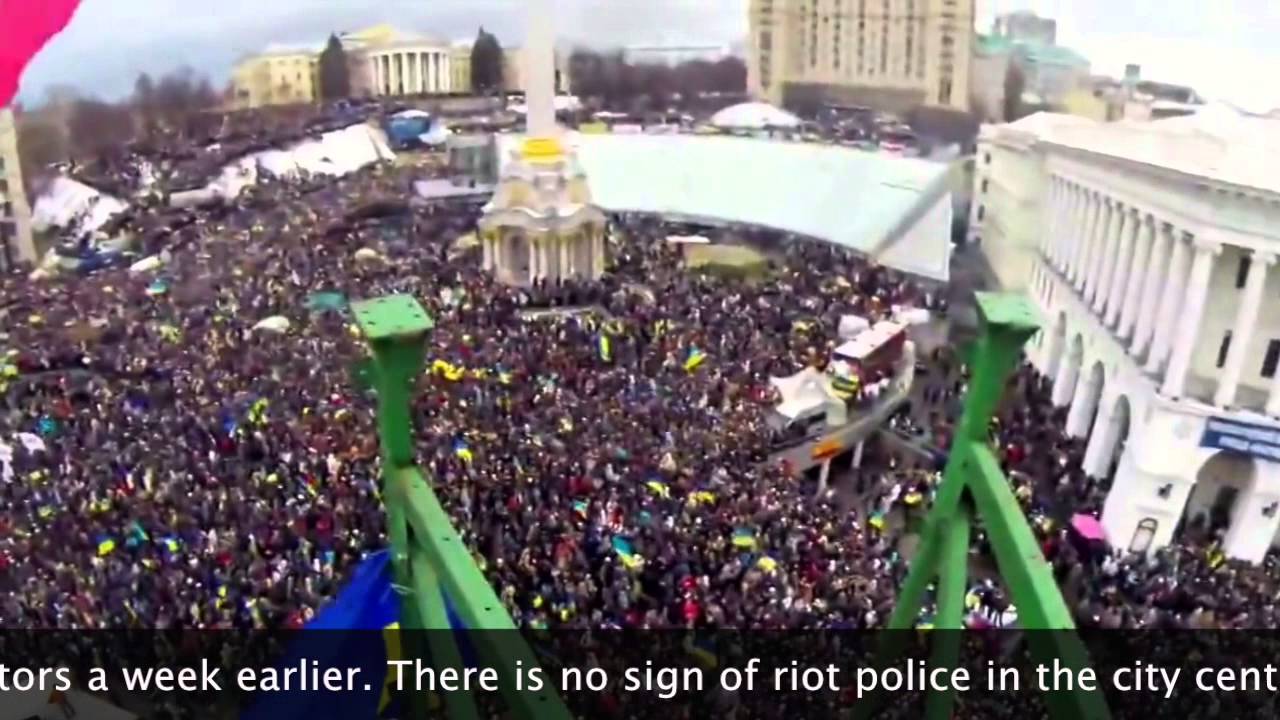 Euromaidan: Ukraine Protesters Fill Kiev Square