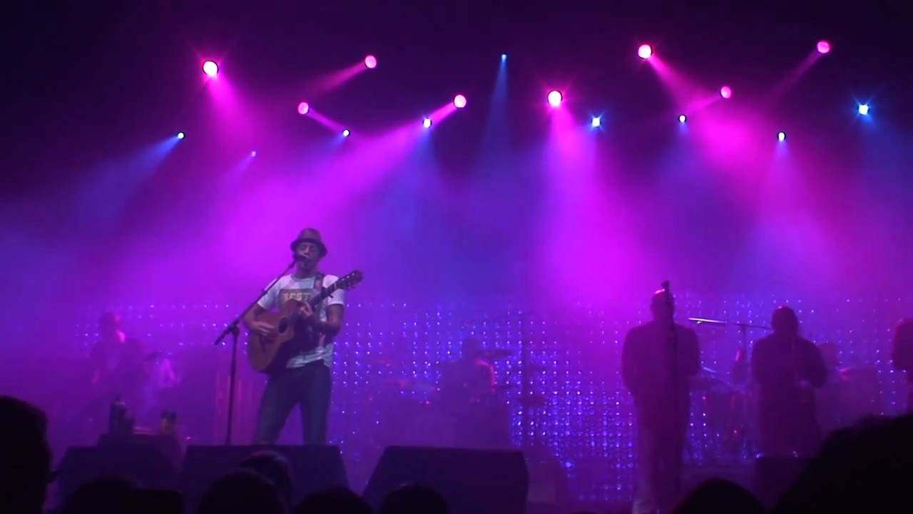 HD - Jason Mraz - Don't Change at All (Ottawa, Oct 5, 2010)