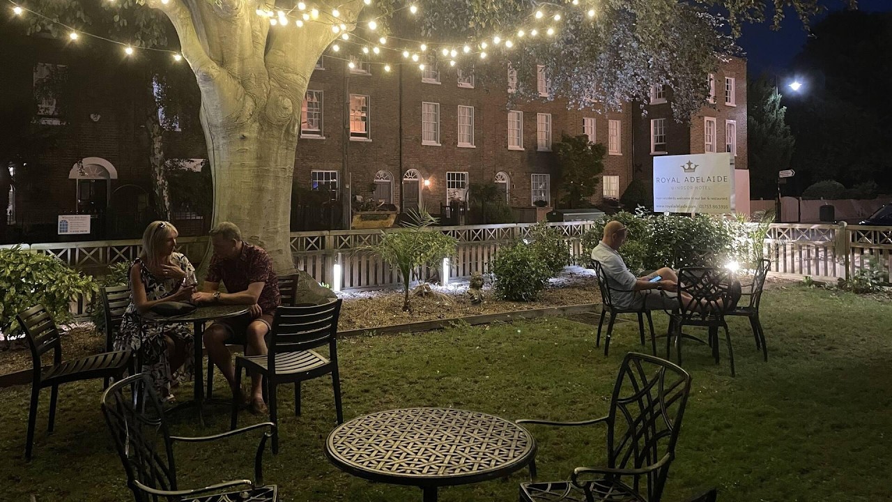 The Royal Adelaide Hotel, Windsor, United Kingdom | Travel With Kiara