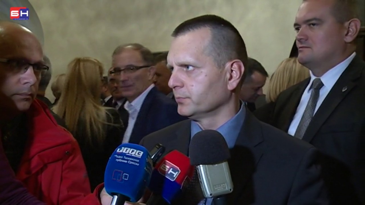 Josilo uhapsen pa pusten