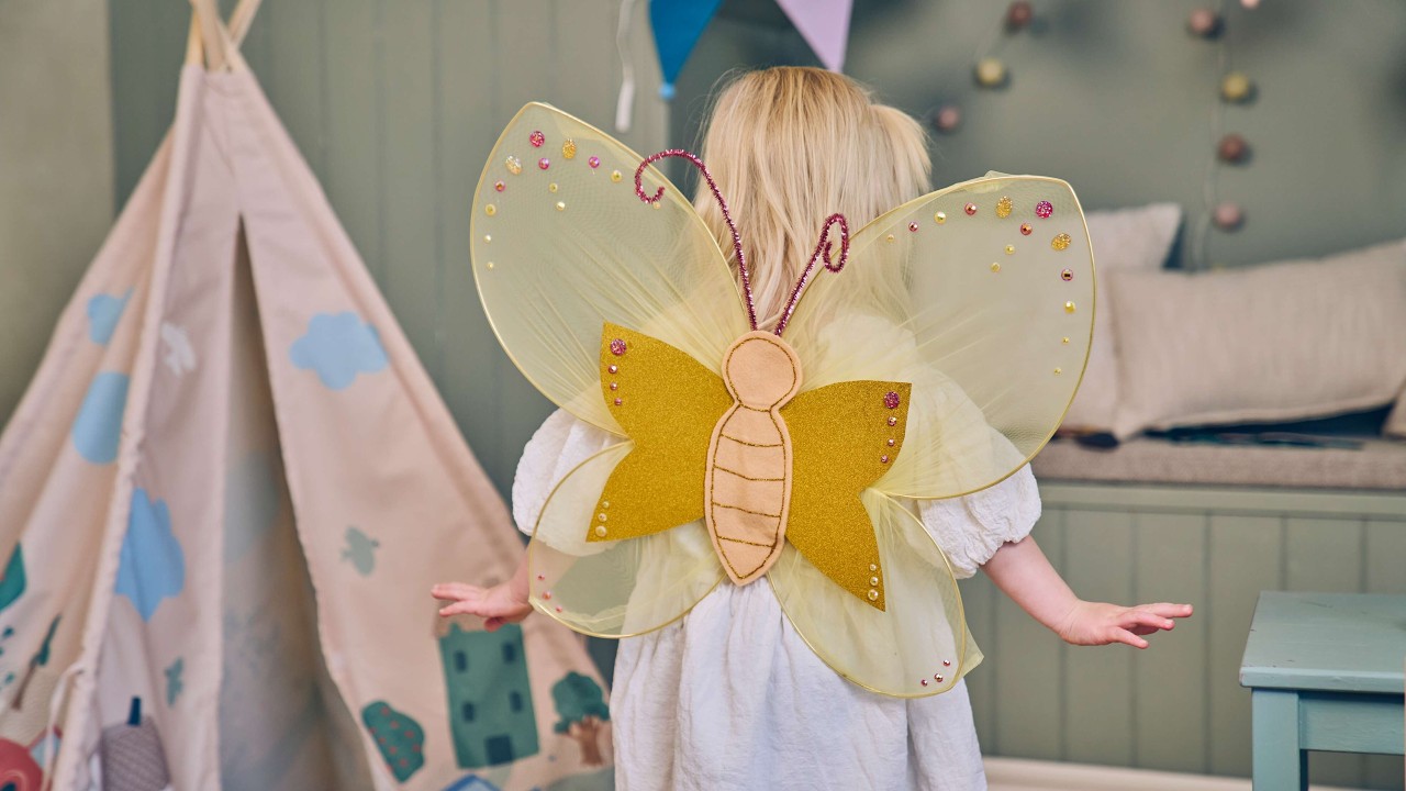 Make your own costume wings - DIY by Søstrene Grene