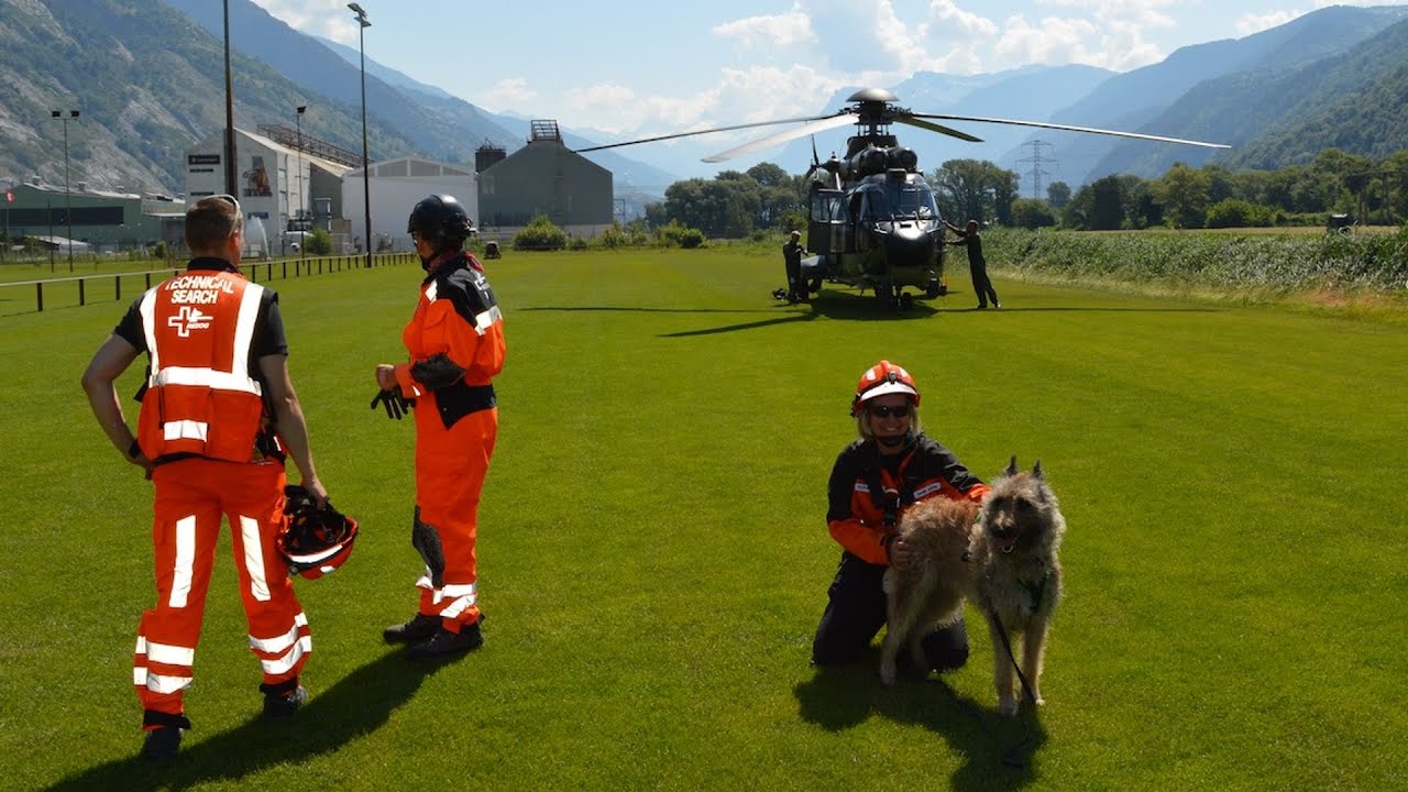Rettungsübung mit Schweizer Luftwaffe