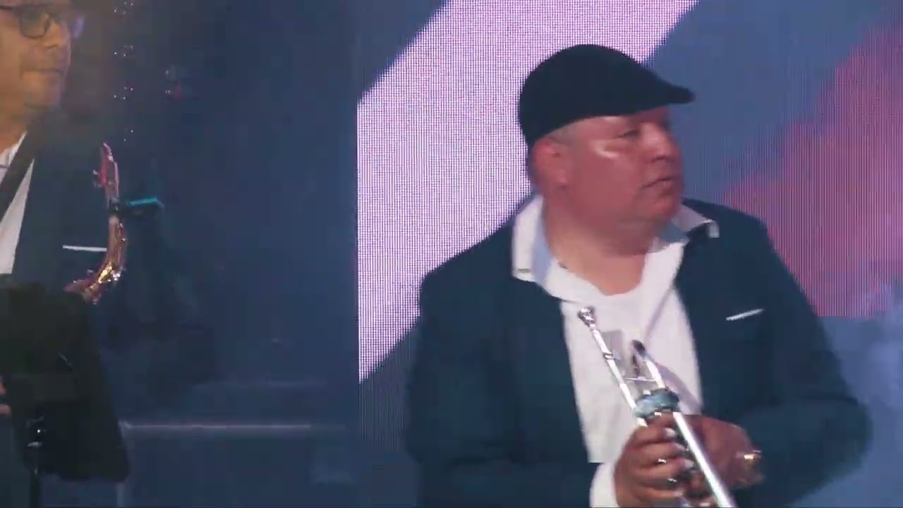 Popurrí Homenaje Chicos de Barrio - TropiNachito Concierto Metrópoli Pisteando con amigos