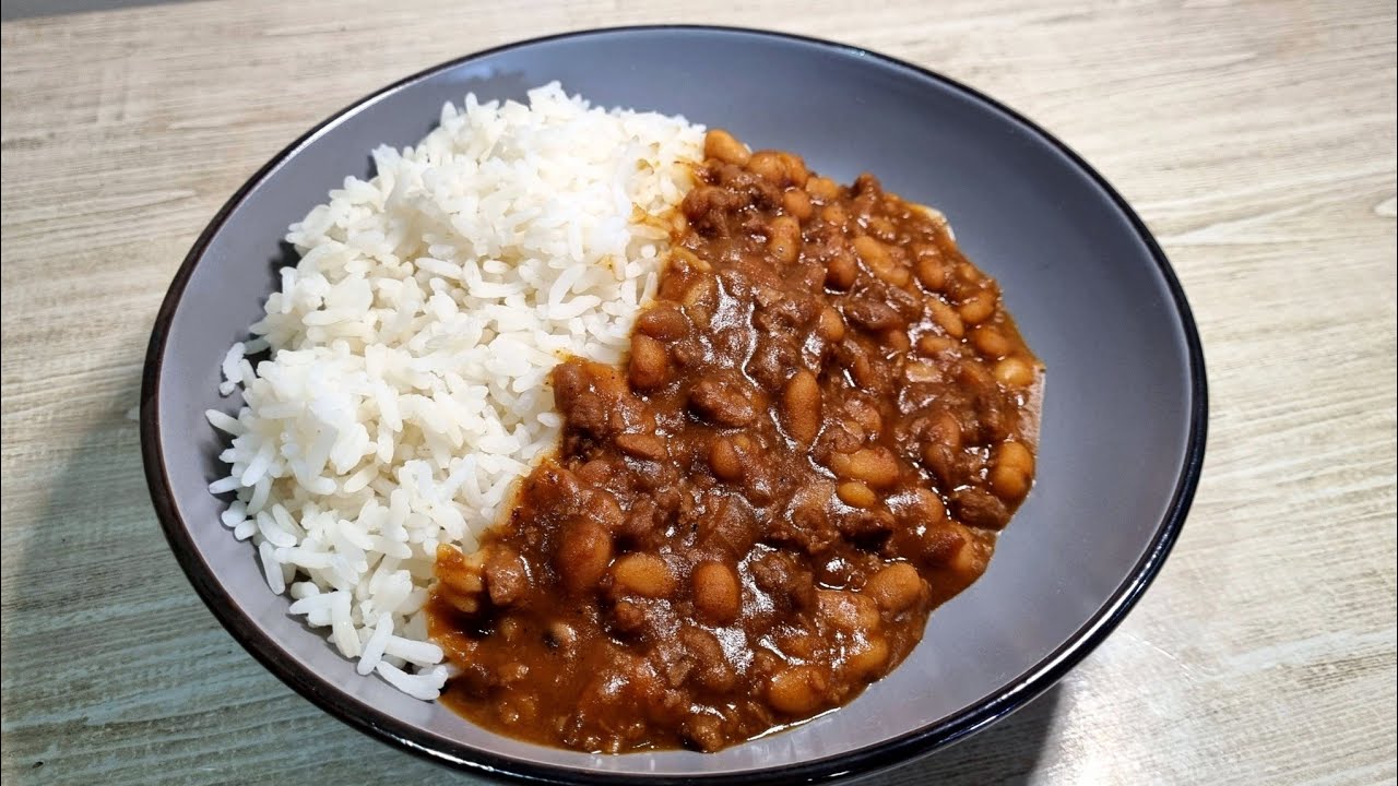 Baked beans + soya mince || Cook with me