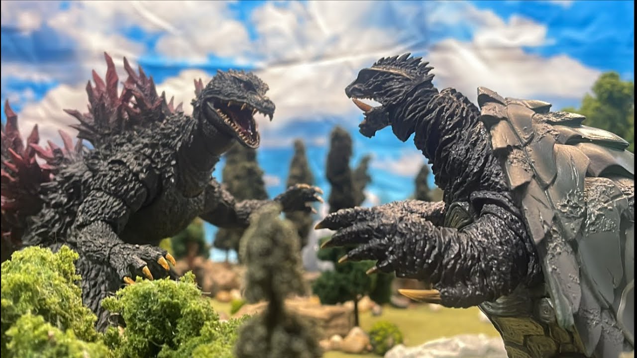 Godzilla Vs Gamera (epic stop-motion animation battle) 
