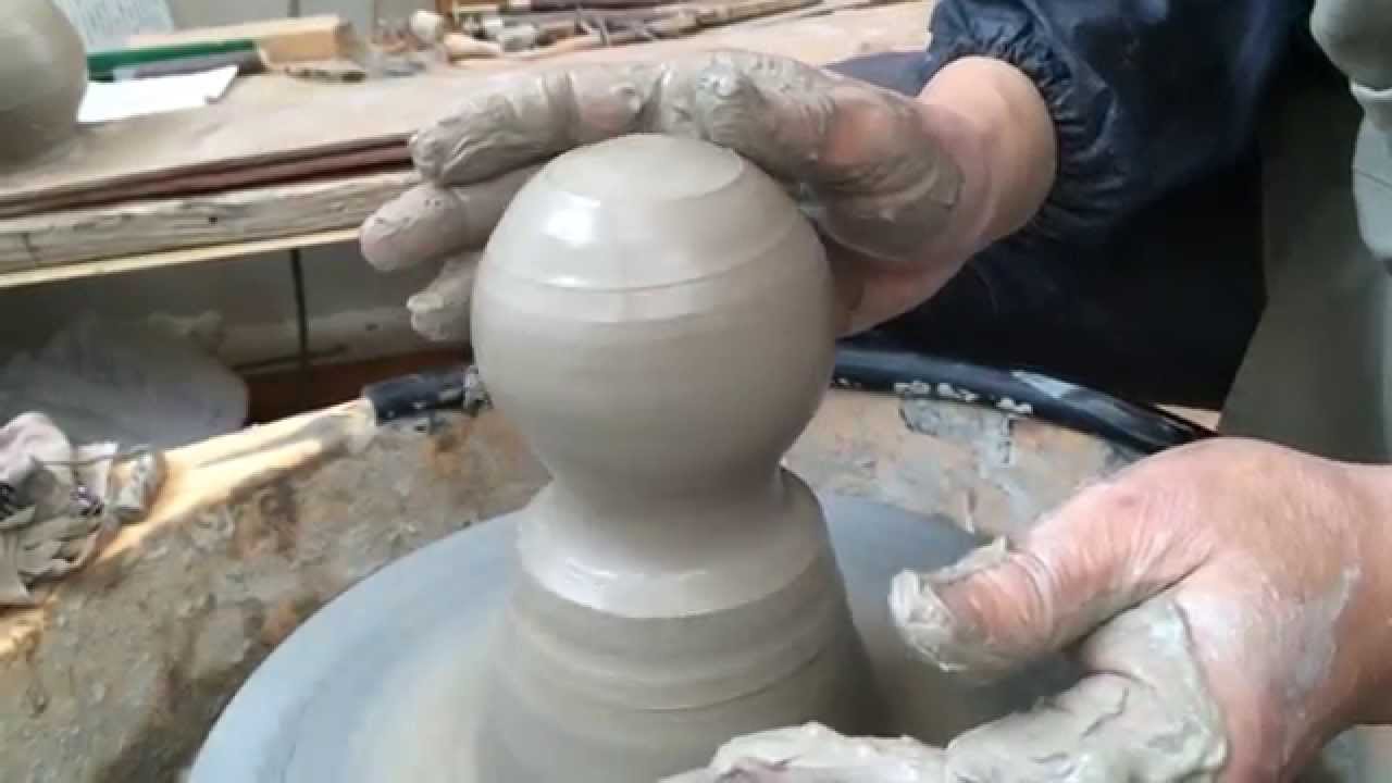 【3分陶芸】電動ろくろで『球体の花器』を作る
