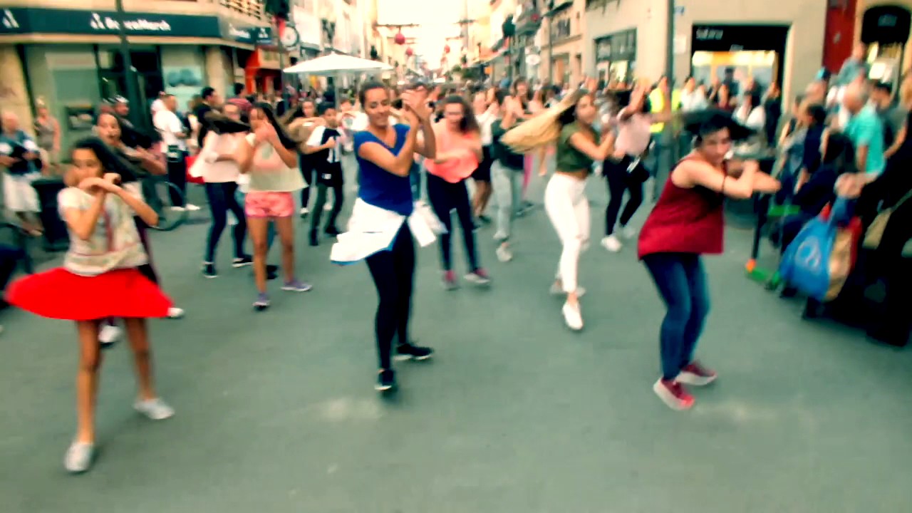 Keydance Escuela de Danza || FlasMob 10º Aniversario || Triana