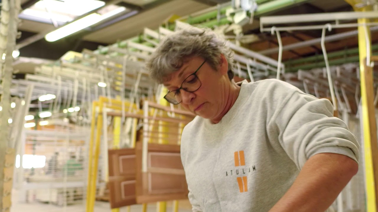 Présentation Usine ATULAM menuiseries bois sur mesure