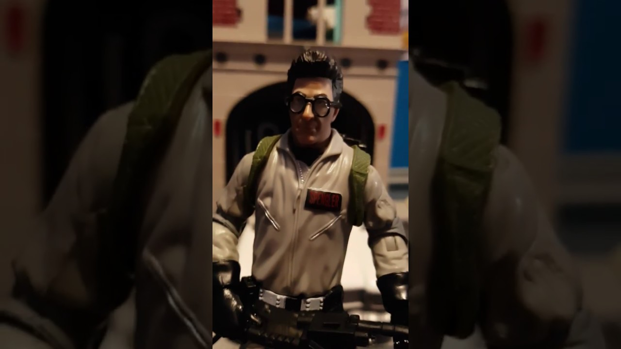 Do Re Egon! Ghostbusters 2 toy scene kids