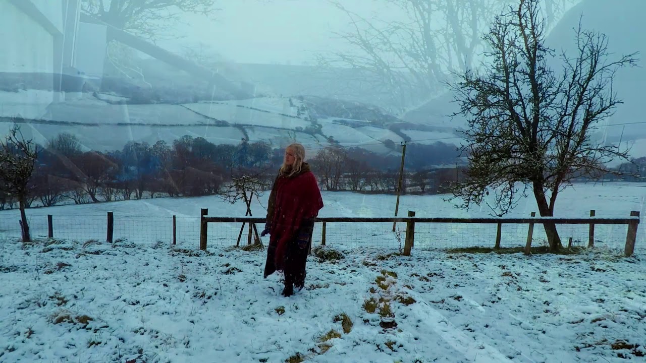 Snowing day in Midwales