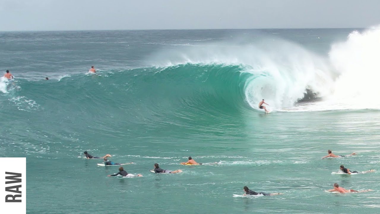 HEAVY AND HOLLOW BEHIND THE ROCK - SNAPPER ROCKS WEDNESDAY