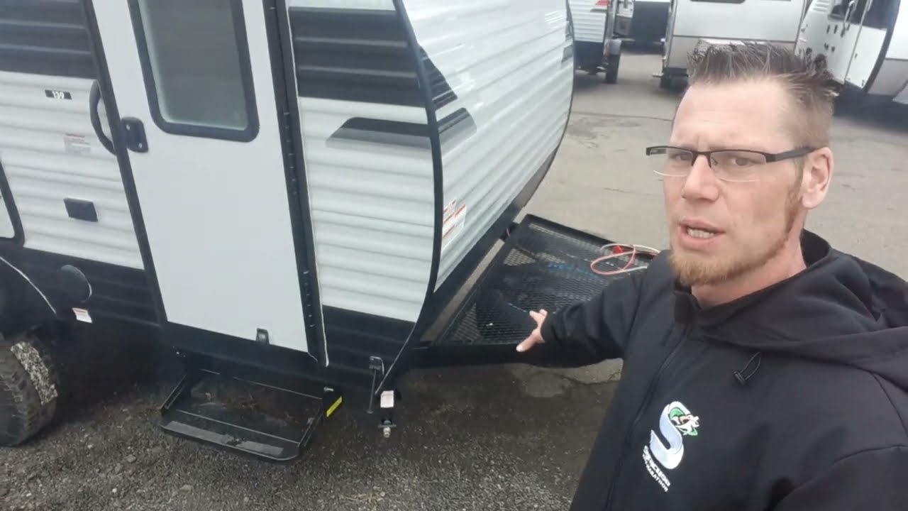 2022 Sunray 139T Toy micro hauler by Sunset Park walkaround and ramp door measurements with Dustin