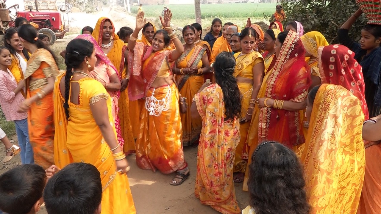 बलमुआ भईले गुलरी के हो फुलवा { देहाती झुमर गीत } Jhumar Geet2025 } Dehati Duniya Bhojpuri