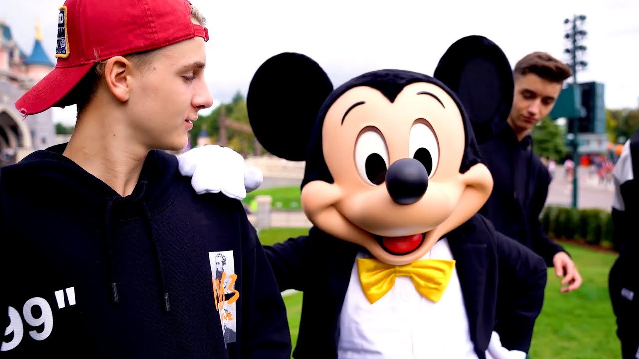 FOURCE IN DISNEYLAND PARIS (aftermovie)