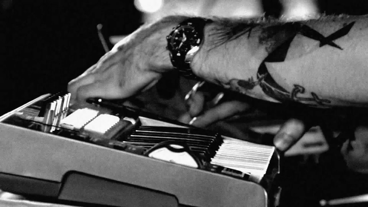 British Theatre - Cross The Swords (Live At Arctangent 2015)