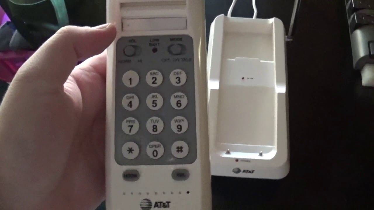 Vintage 1988 AT&T 4110 Cordless Telephone