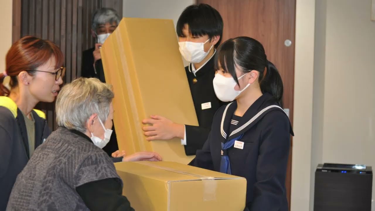 2026年2月19日【アルミ缶回収の収益金による物品の寄贈①】