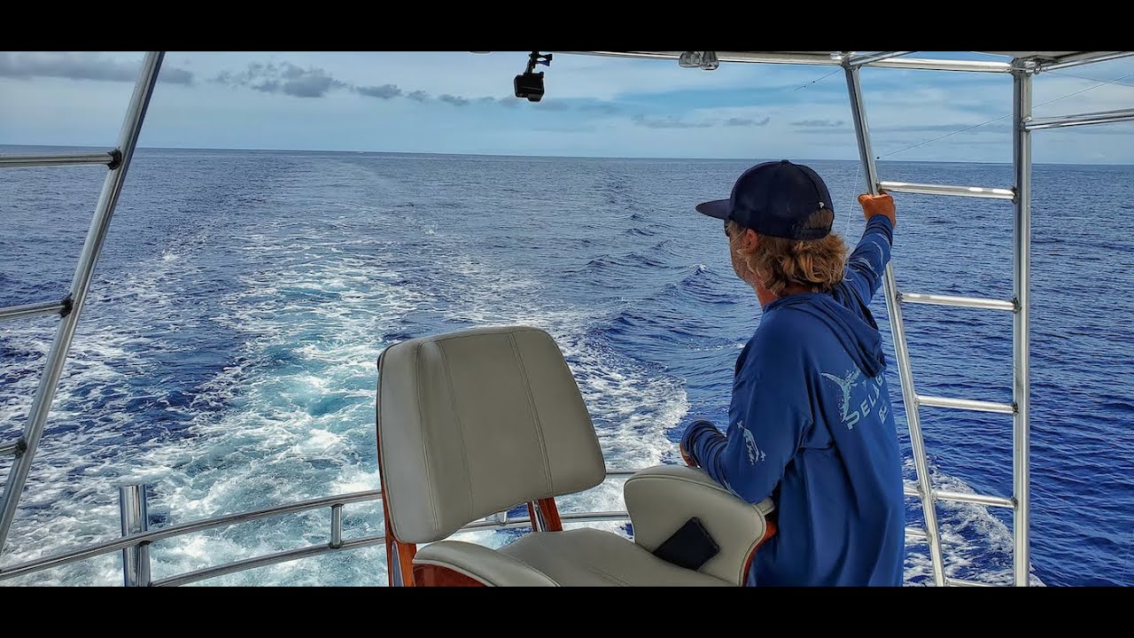 Blue Marlin Fishing | Boat Driving with Kevin Hibbard - In The Spread