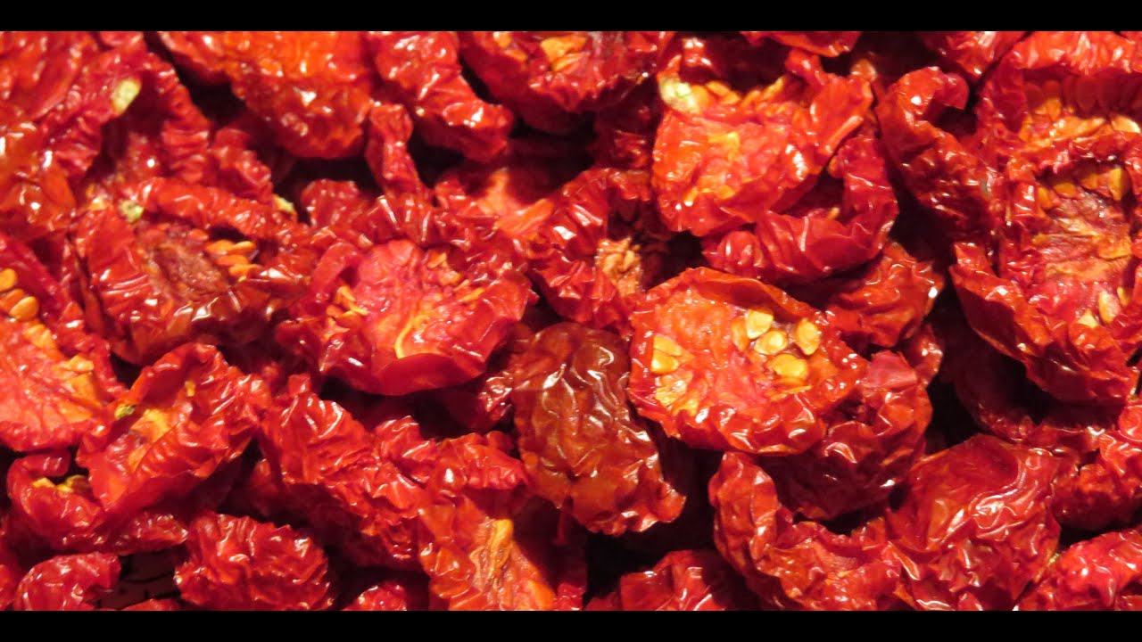 Dehydrating Principe Tomatoes
