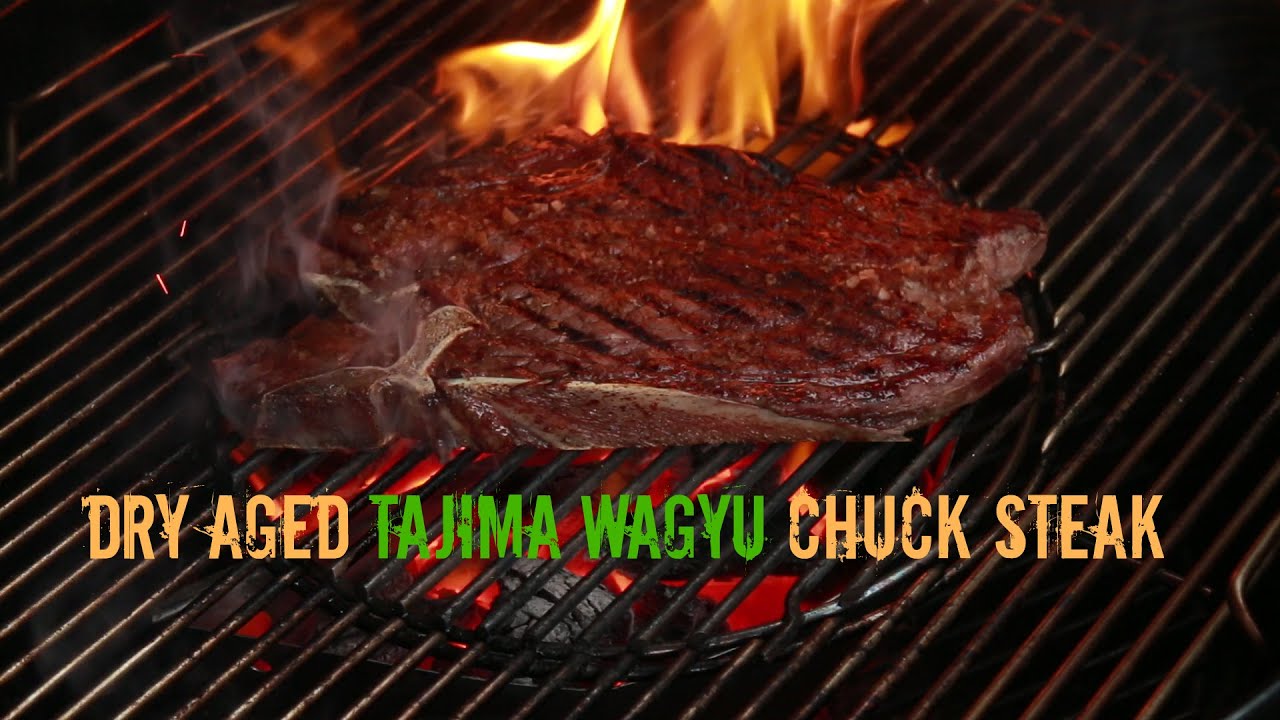 Dry aged Tajima Wagyu Bone-in Chuck Steak mit geschmolzenen Tomaten & Feta