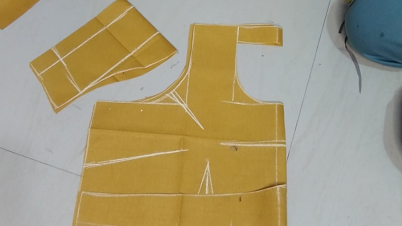 Easy 4 tucks blouse cutting step by step 🪜 || #blouse #youtubevideo #viral
