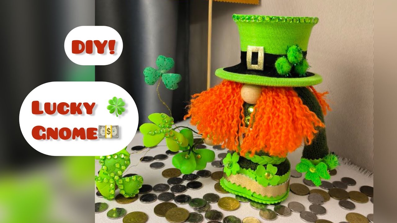 DIY. No need to sew at all. It's incredible! Green gnome.