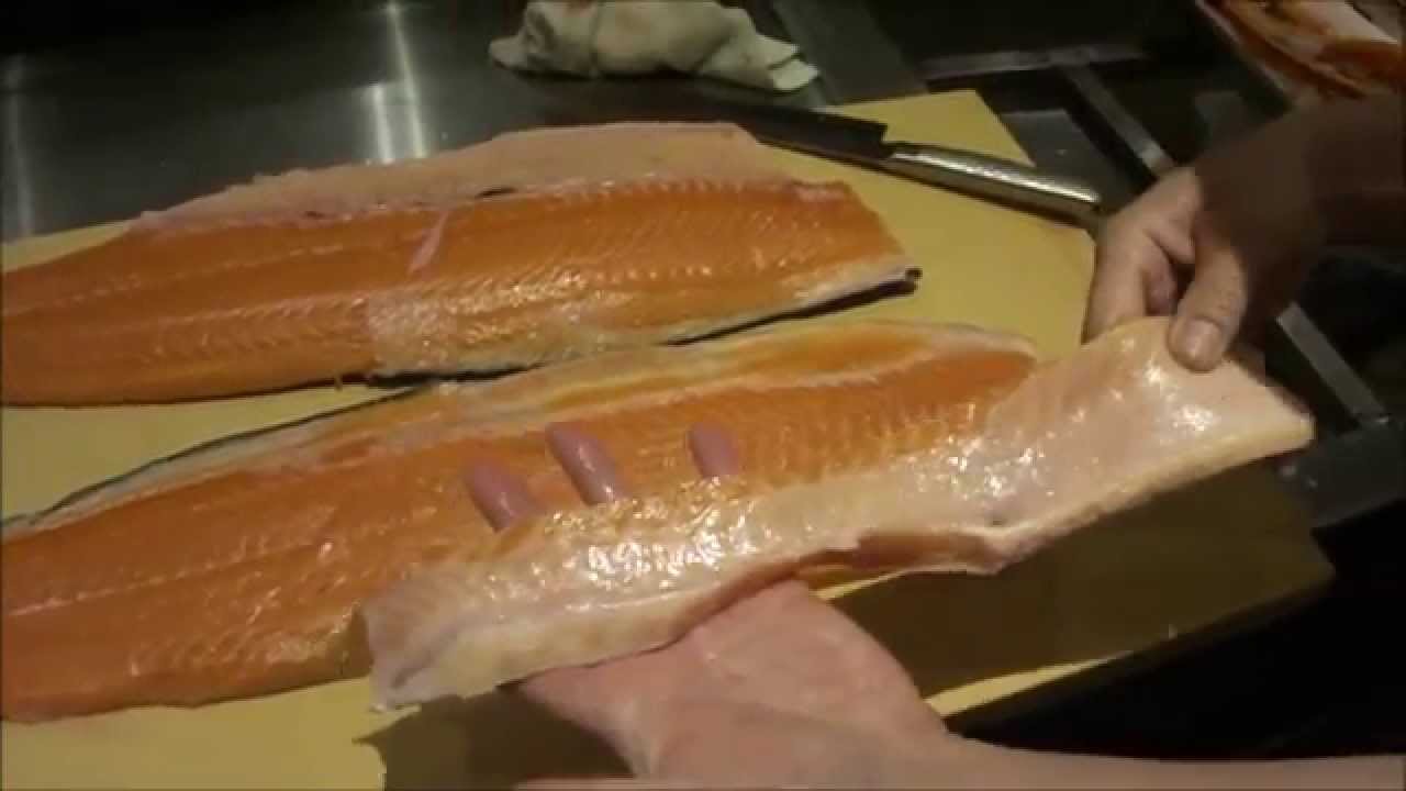 Japanese Master Chef Kasajima How to Cut Salmon Step by Step