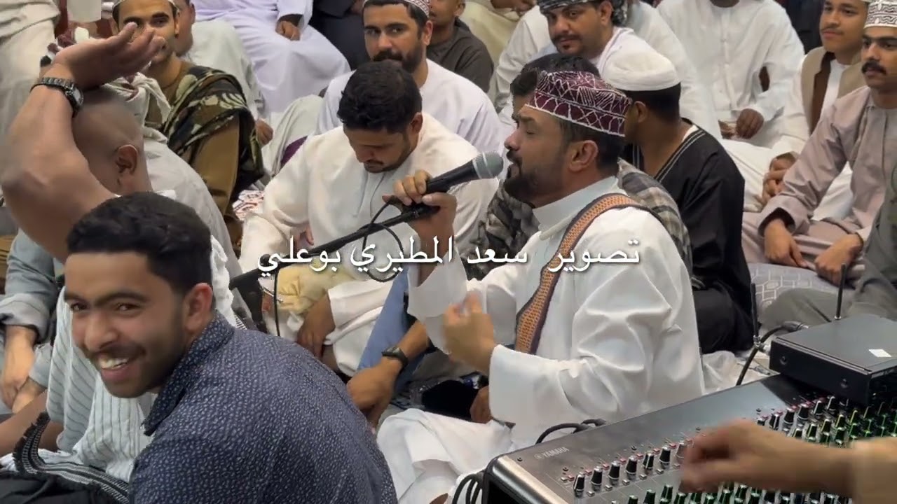 خذ من الهاشمي الفنان صلاح الهنداسي سلطنة عمان ولايه المصنعه
