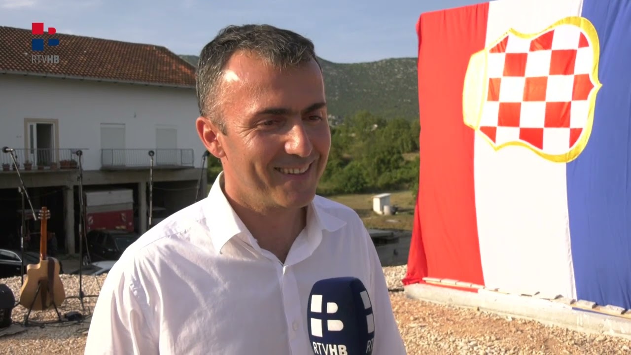 RTV HB | Podignut spomenik ubijenoj obitelji Ševo