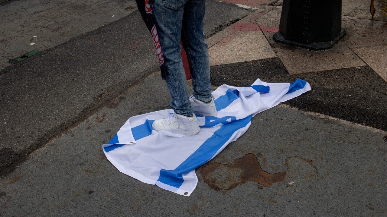 ‘Very distressing’: Israeli soccer fans assaulted in Amsterdam