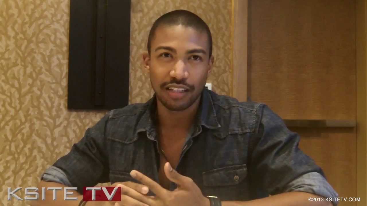 Charles Michael Davis THE ORIGINALS Interview - Comic-Con 2013