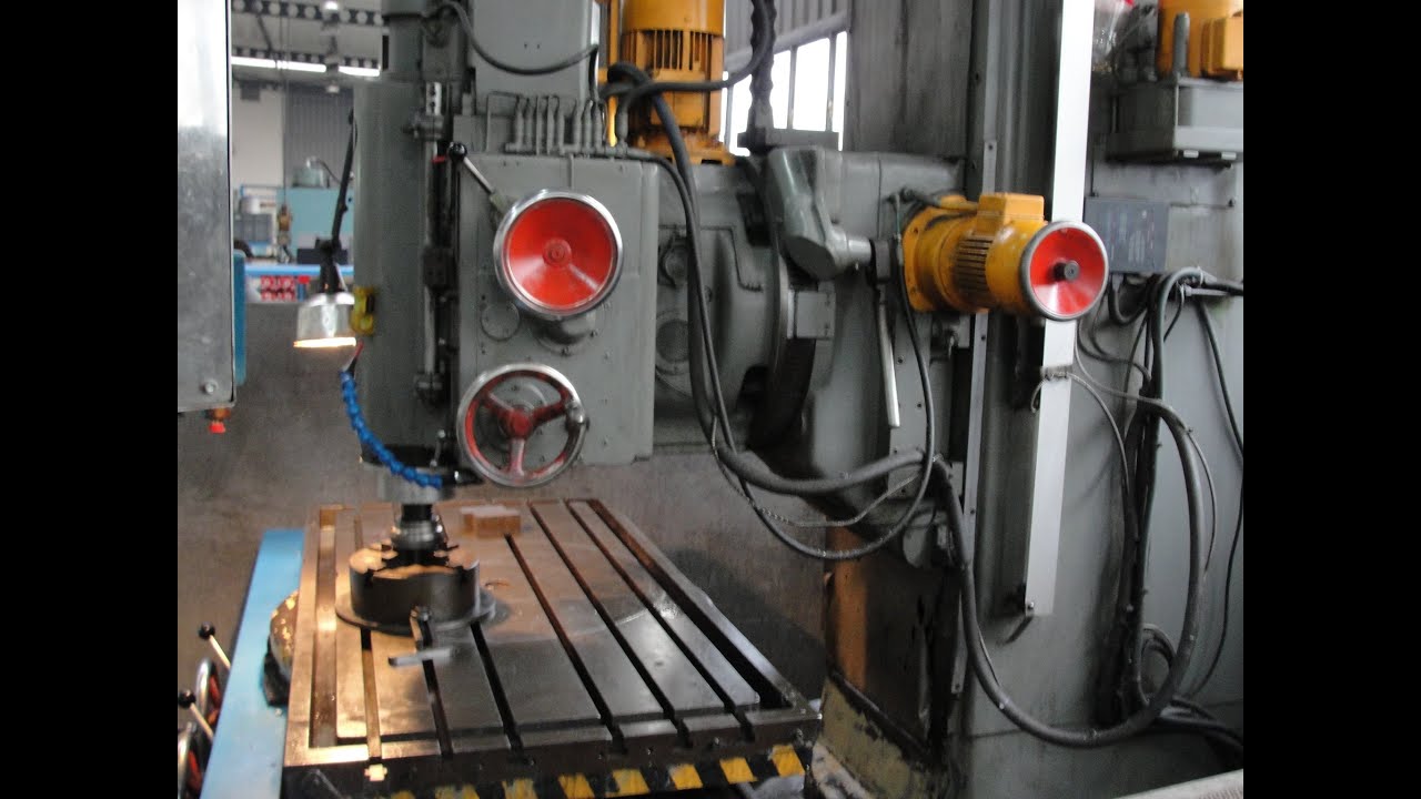 Alman Malı 800x1600mm Tablallı Dijitalli Ağır Tip Freze