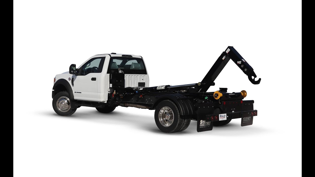 Stellar® NXT™ Series Hooklift Trucks