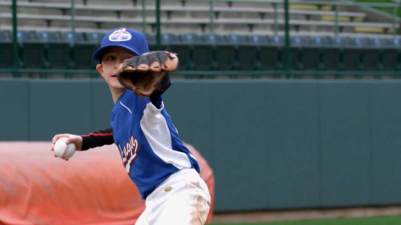 Approach to Throwing in Tee Ball