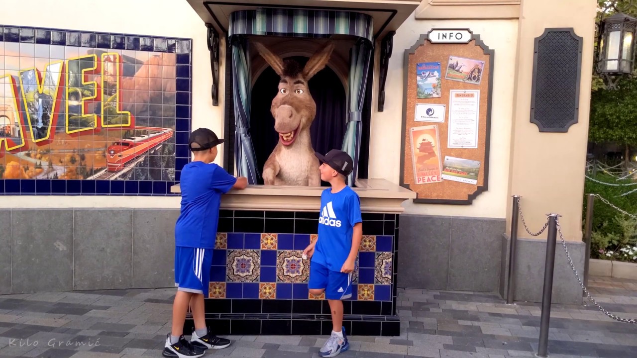 Meeting Shrek's Donkey at Universal Studios Hollywood [4K] California