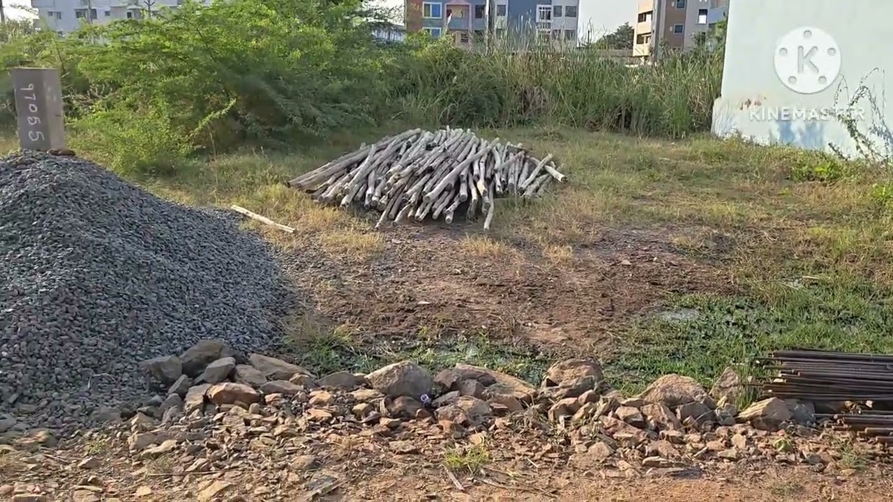 విజయవాడ గొల్లపూడి దేవాదాయ ఆఫీస్ రోడ్ లో 103గజాల తూర్పు రోడ్ ప్లాటు గజం 55000/-నాన్ లేవుట్ 9705708399