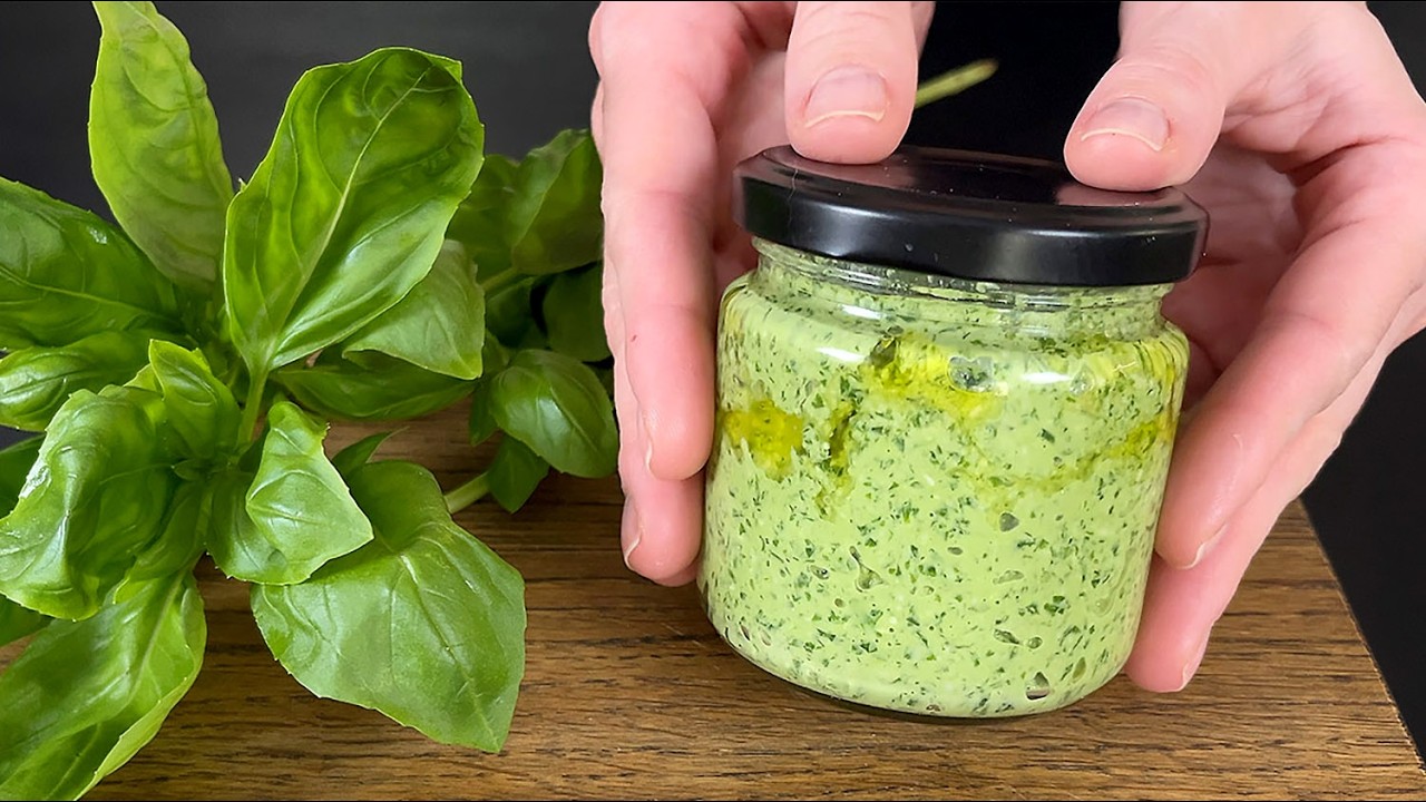 🔥 Wegańskie pesto! Super sos, kt&oacute;ry idealnie pasuje do każdego dania.