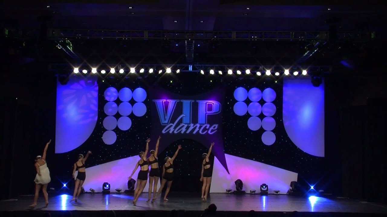 Looking Up | Viva Dance Co.