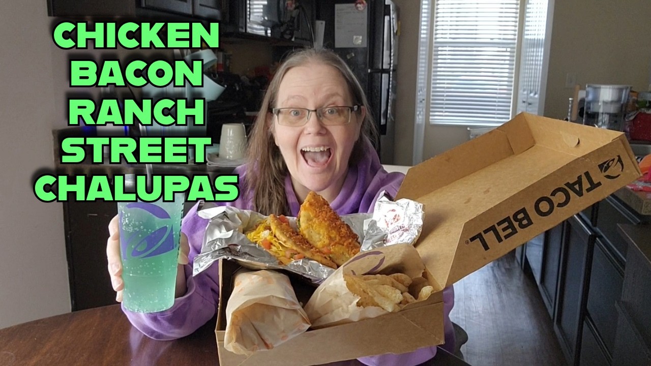 Обзор уличных чалуп из курицы, бекона и соуса ранч от Taco Bell
