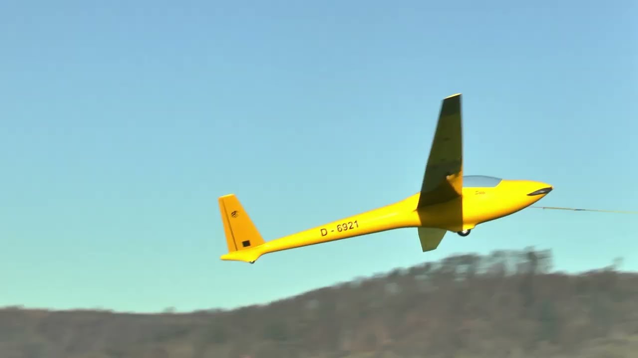 Erstflug H101 Salto 5,15m M1:3