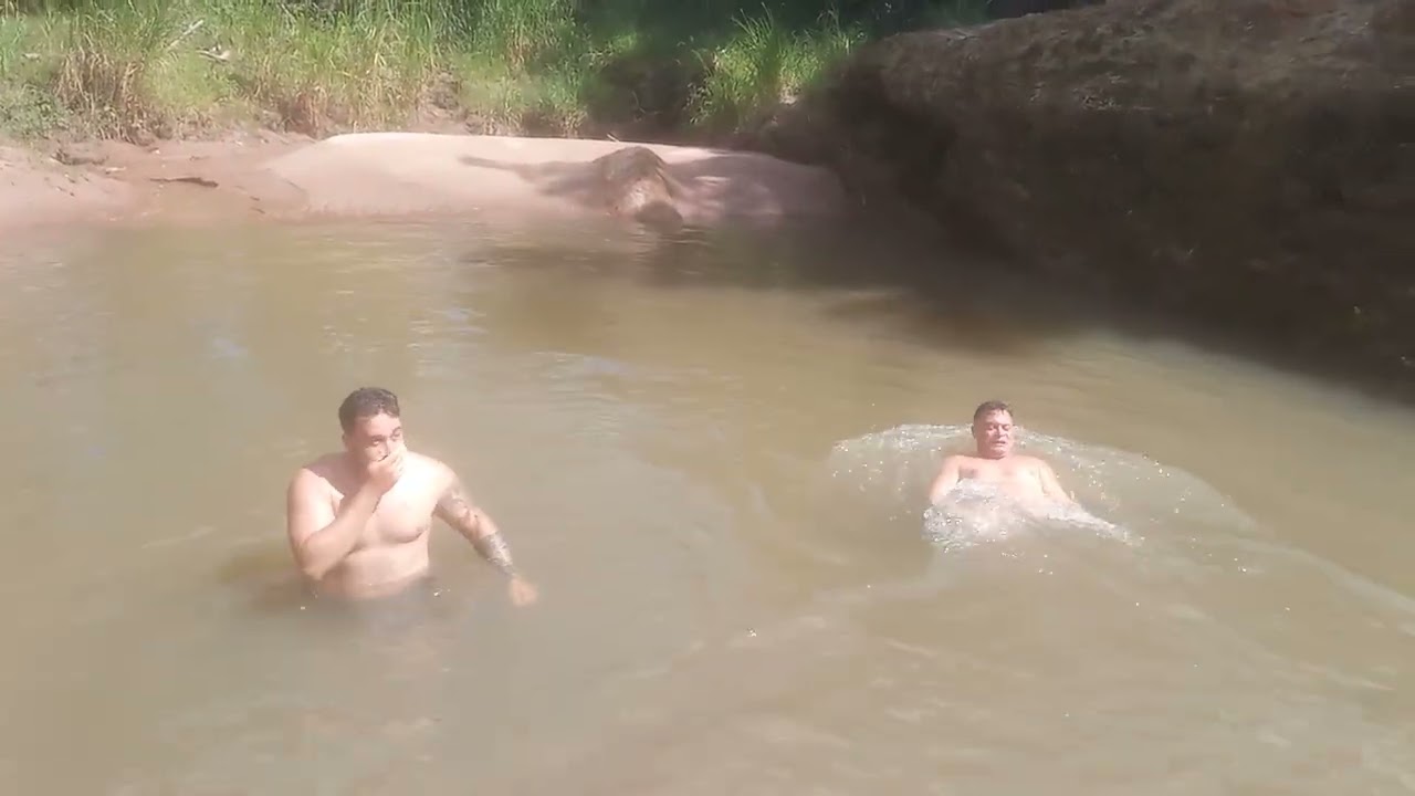 Rio aqui da chácara 