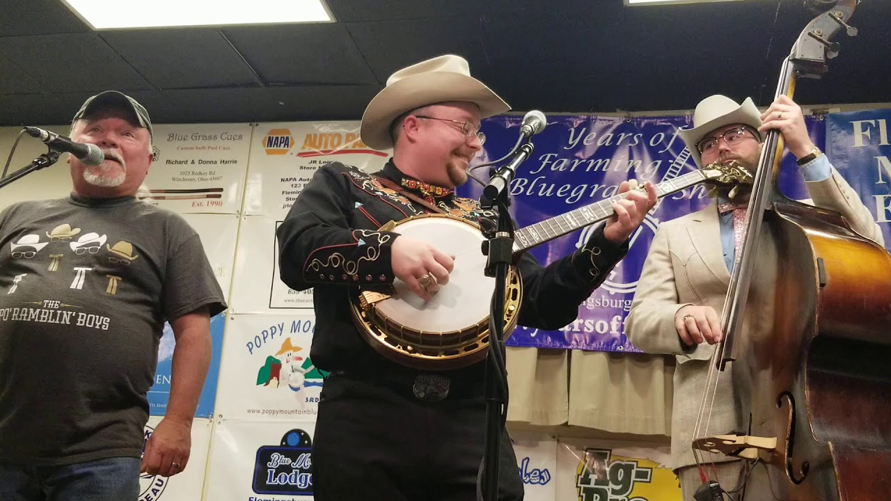 A Robin Built A Nest On Daddy's Grave  / The Po' Ramblin' Boys with guest Tommy Brown