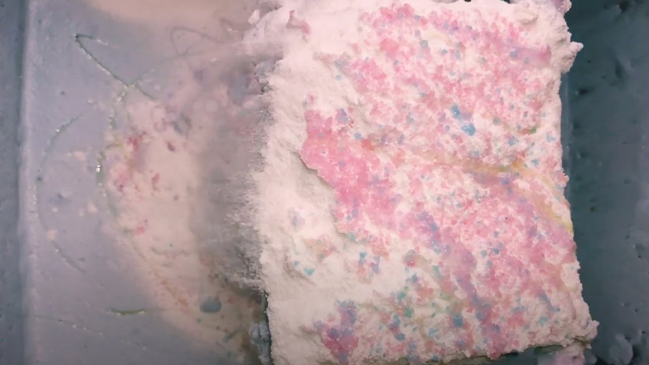 asmr laundry powder to paste to balls