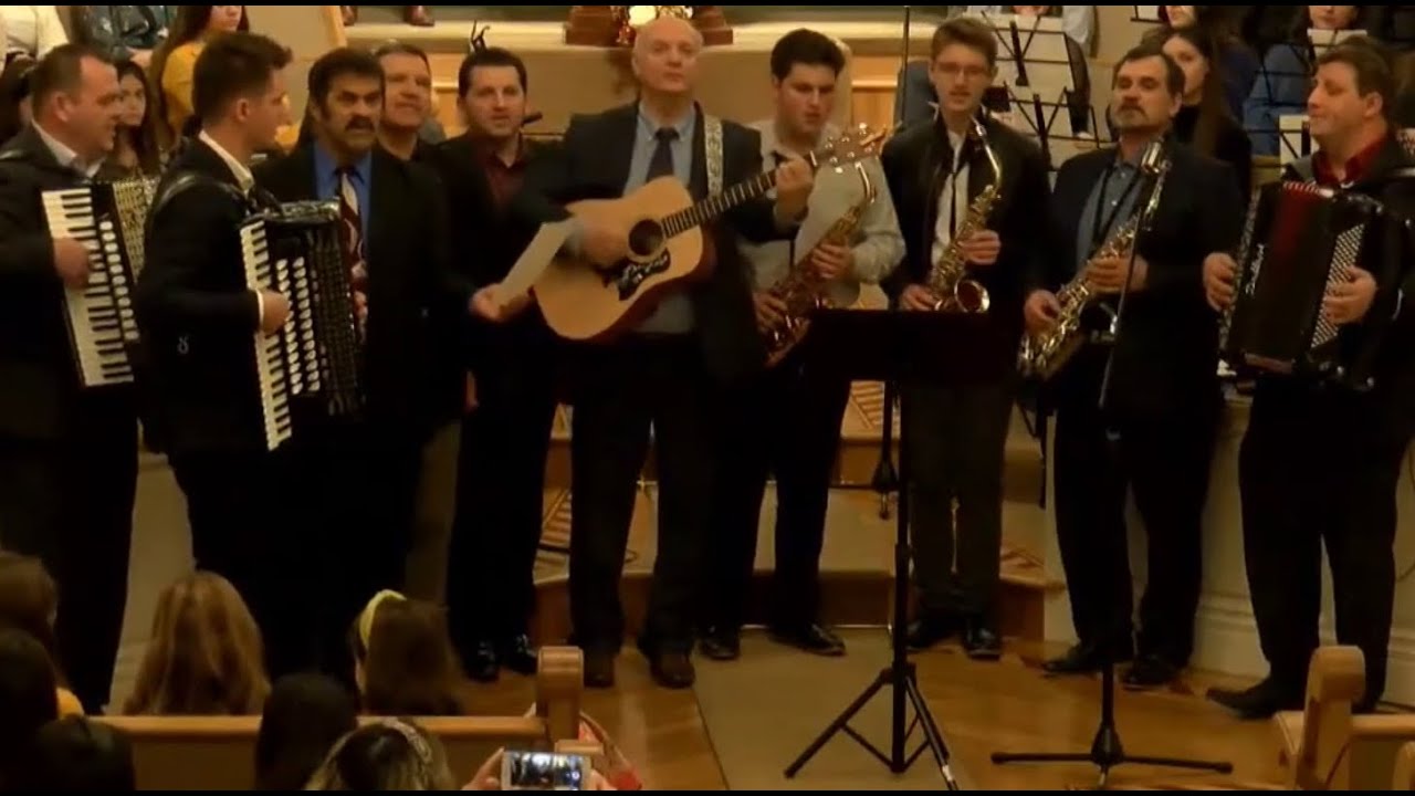 Grupul Sinai...Îți mulțumesc Isuse de tot ce Tu mi-ai dat, și-n anu-acesta binecuvântat...
