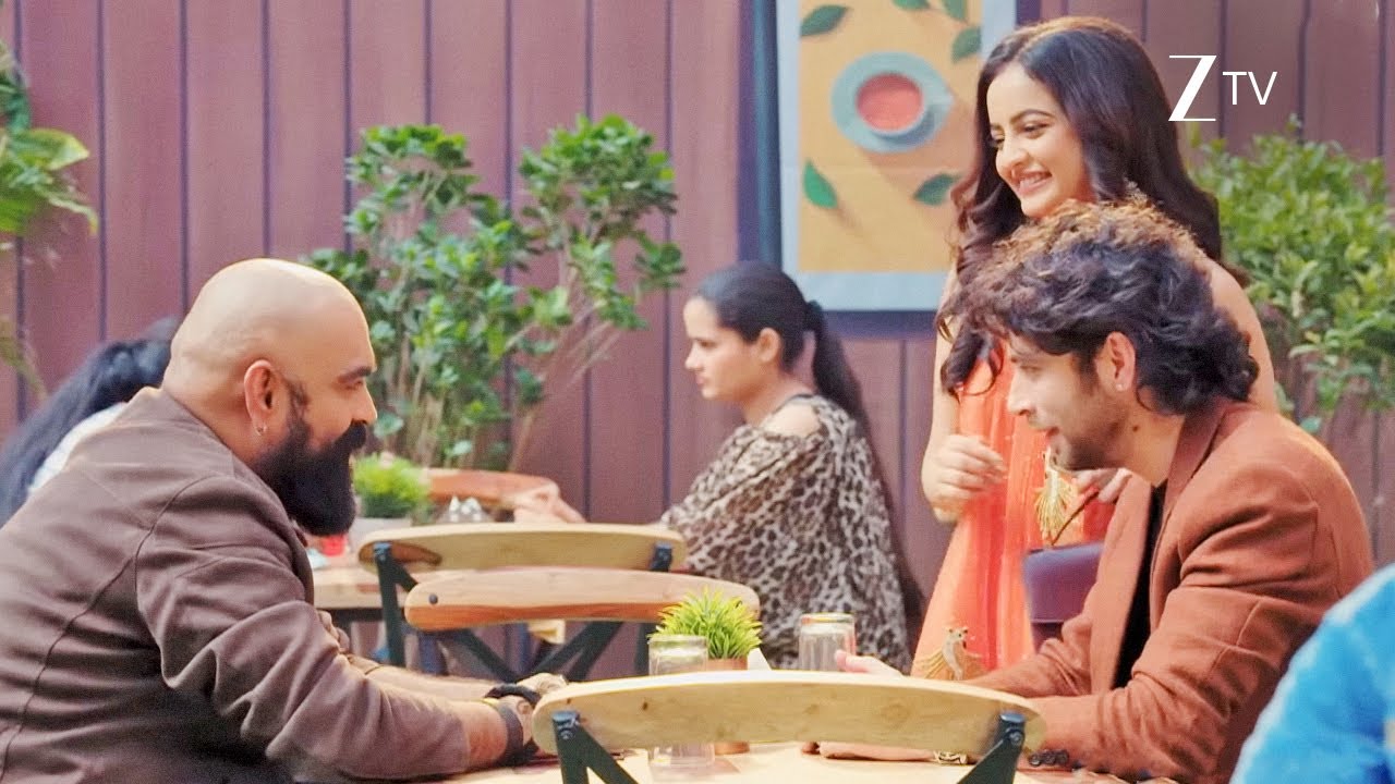 JAGADHATRI | तपस्या ने रूद्र से उसके दोस्त के बारे में पूछा।