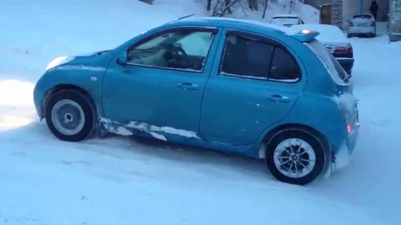 Nissan March e4wd
