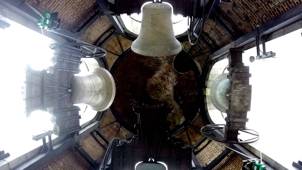 Volteo Campanas Gallegas Catedral de La Almudena #2