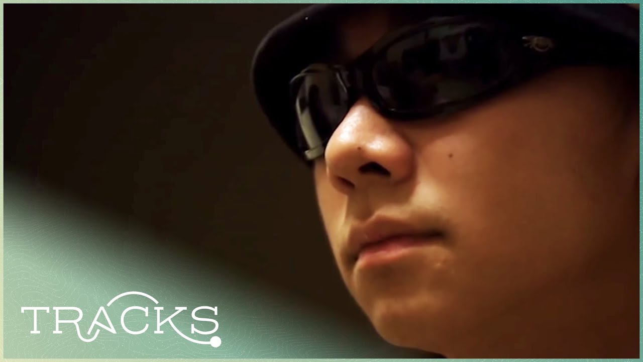 Japan's Teenage Motorcycle Gangs | Teenage Japanese Killers | TRACKS