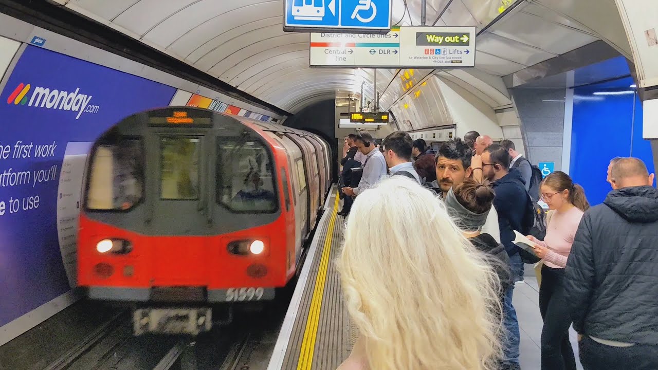 Northern Line, 100 trains, 24 stations